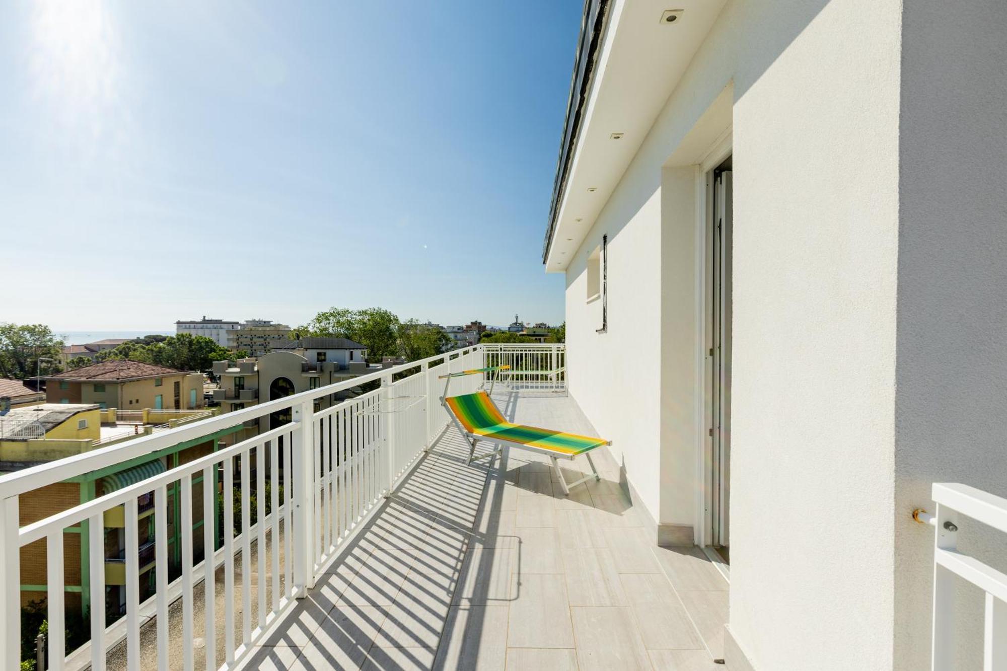 Hotel Kim Rimini Buitenkant foto